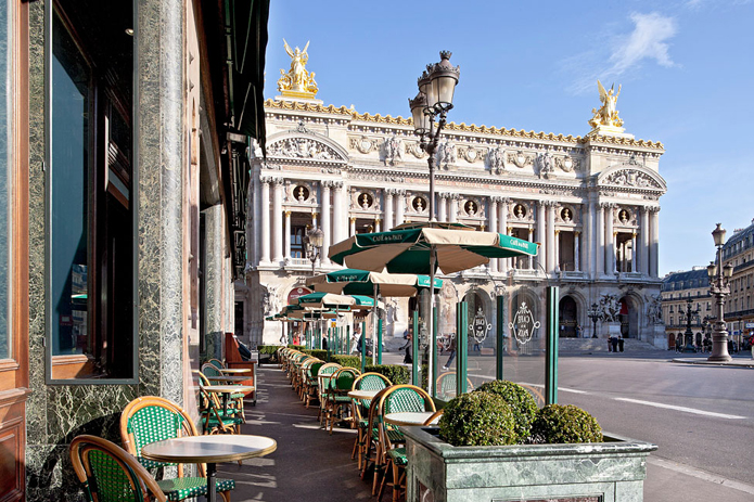 Spend some time catching up over a cup of coffee at this French capital’s most stunning café. Photo by Café de la Paix
