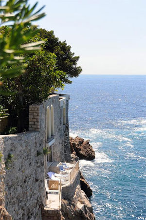 Le Cap Estel is one of the most revered addresses in the French Riviera.