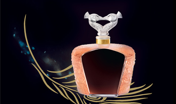 Iconic art on a perfume bottle with Lalique Deux Paons limited edition.