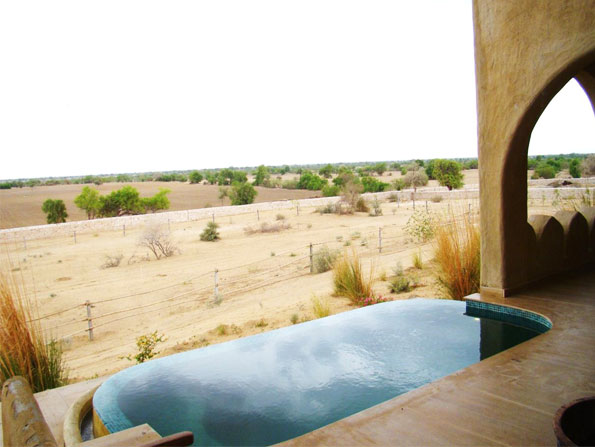 Mihir Garh, the mud fort boutique hotel, offers private Jacuzzi or plunge pools with each suite