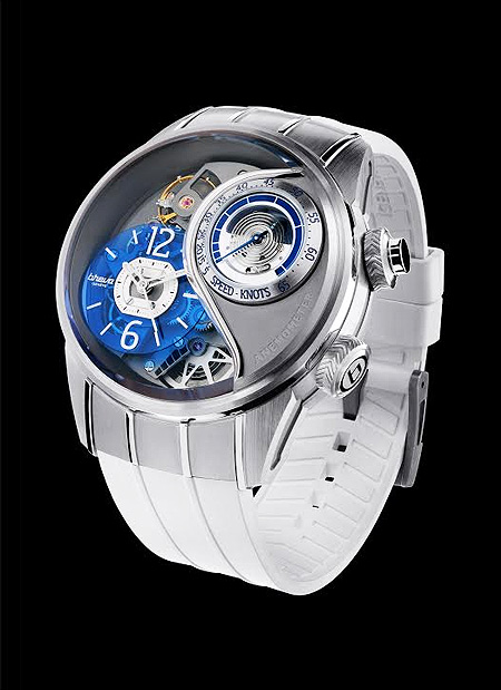 BREVA GENIE 3 BLEUE | A limited edition with 55 pieces, Breva offers this “sailing” watch, which is the world’s first mechanical self-winding wristwatch with a functional anemometer