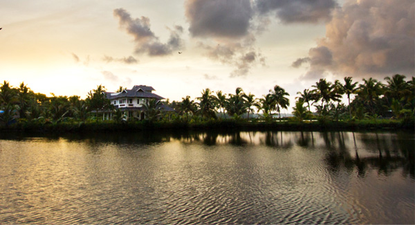 LUXE GOES PARADISICAL | The clouds, the birds, the villa and easy flowing waters against perfectly rustic sunset! Need we say more?