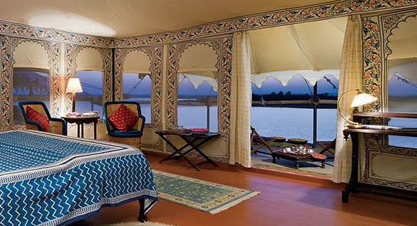 WONDEROUS WEST | Nothing comes close to the reviving the traditional crafts and the entire nostalgia of the bygone era, like the Chhatra Sagar