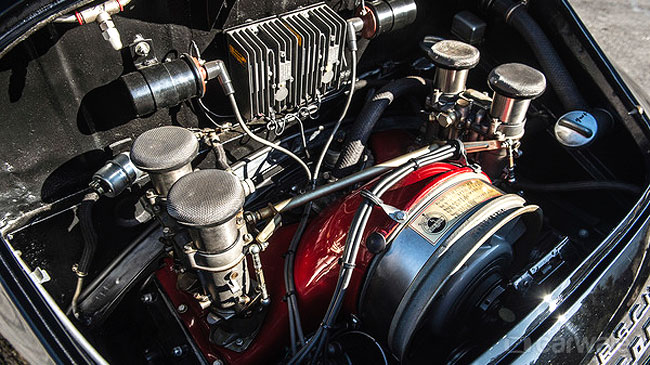 BENEATH THE HOOD | A 2.4-litre 185bhp flat-four engine carved out of the air-cooled 3.6-litre six cylinder engine from the 964 makes this the master of the road
