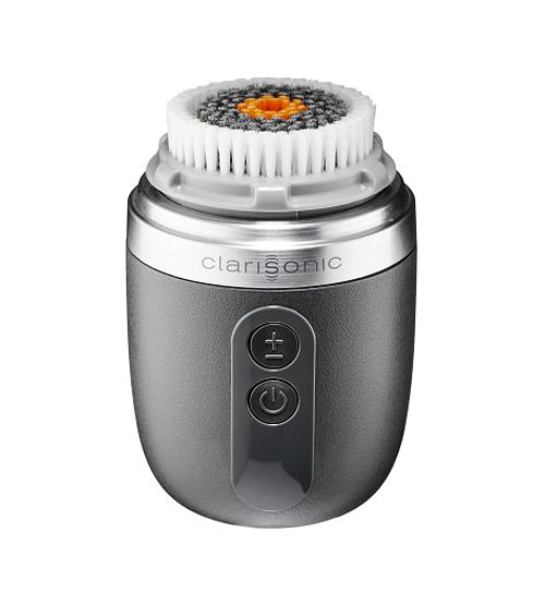 SKIN SENSE | Clarisonic Alpha Fit Cleansing System for Men is the smart device for a 360 degree cleansing routine