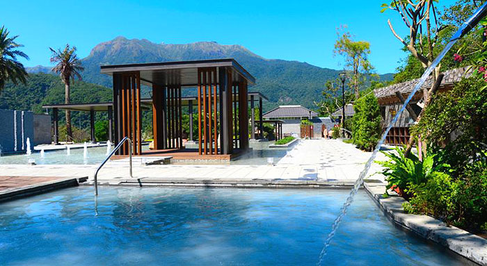 TAIWAN HOT SPRINGS | With a variety of natural springs, Taiwan is one of the world’s top hot spring destinations and the sprawling Yang Ming Shan Tien Lai Resort bears witness to this