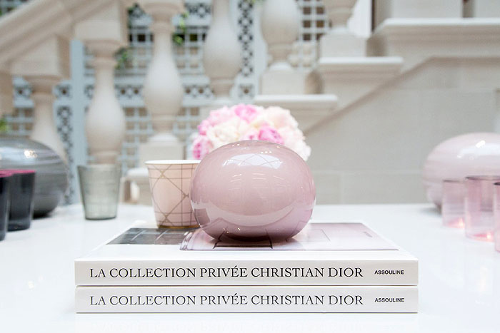 Giberto Arrivabene | Pastel pink glass paperweight