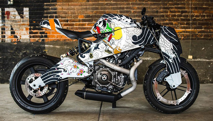 STRIKING TABLEAU | This hand-painted bike highlights the illustrations found in Japanese full-body tattoo work