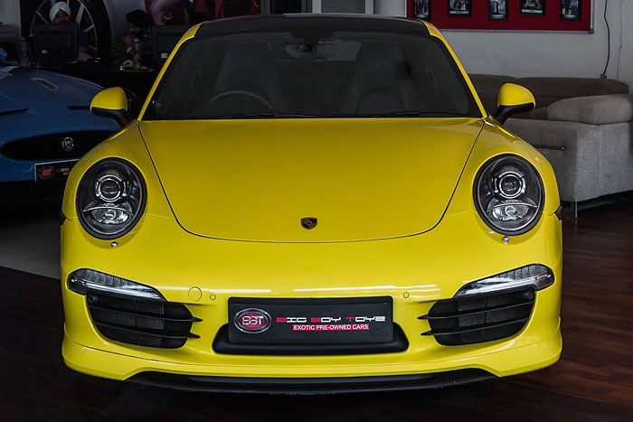 2012 Pre-owned Porsche Carrera (Picture courtesy: Big Boy Toyz)