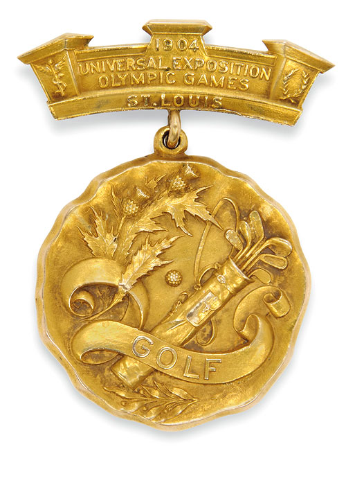 OLYMPIC GOLD | Hunter was awarded the 14 carat gold Golf medal at the St. Louis Games, one of only two Olympics in which the winners were presented with solid gold medals (Courtesy: Christie’s)