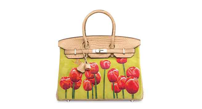 A rare, custom tulip veau doblis, embroidery & matte poussière porosus crocodile Birkin 35 with palladium hardware. Hermès, 2013. Sold for: HK$750,000 on 2 December 2015