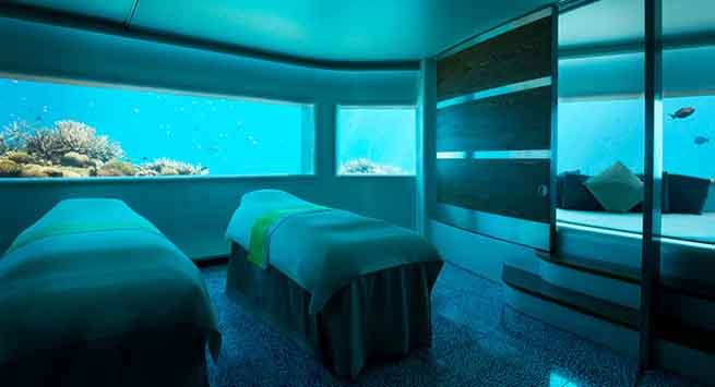 Ithaa restaurant can also be booked for private breakfasts, or even converted into an overnight guestroom