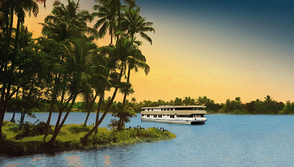 Luxurious Kerala houseboats to indulge you