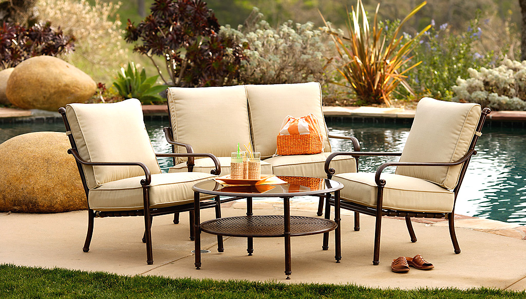 Cozy Patio Décor Ideas Cozy Patio Décor Ideas