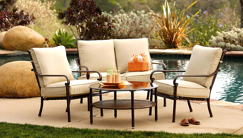 Cozy Patio Décor Ideas