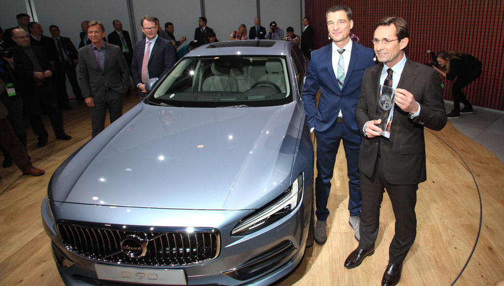 Honda & Volvo win top awards at Detroit Auto Show