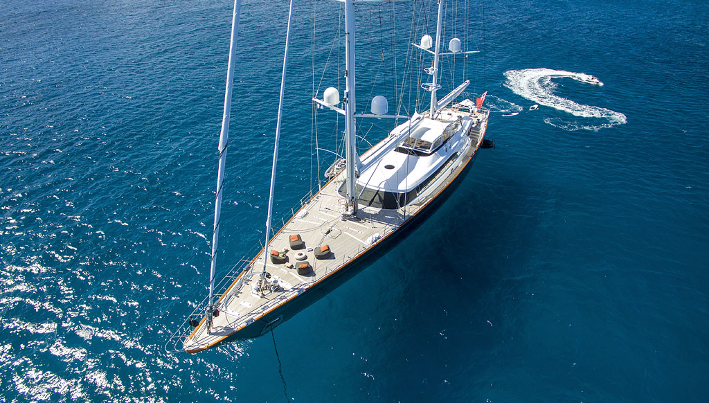 5 Great Yachts to Charter this Summer 5 Great Yachts to Charter this Summer