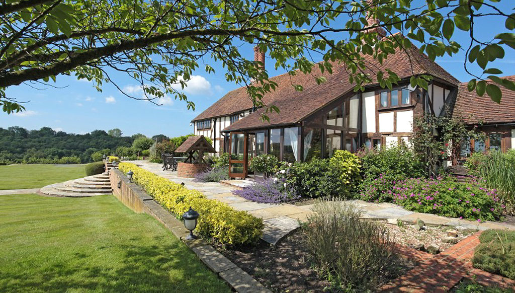 Own a 15th century Manor House that belongs to Elvis Presley’s daughter