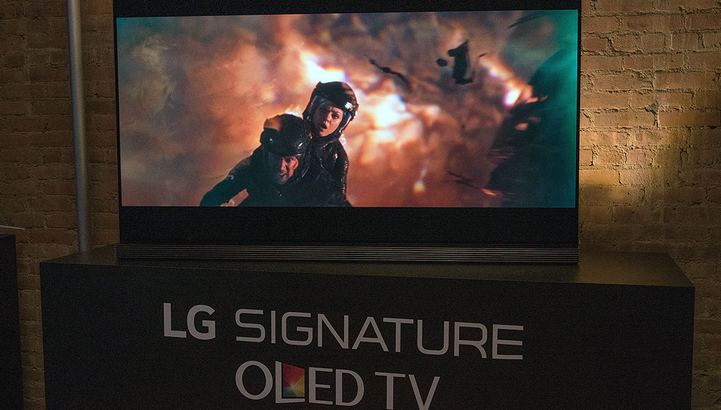 The spectacular 77-inch, $20k OLED TV from LG