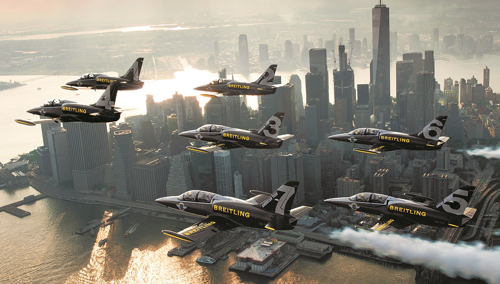 Breitling Jet Team finishes spectacular US tour