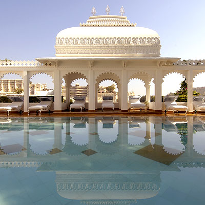 luxury gold itinerary