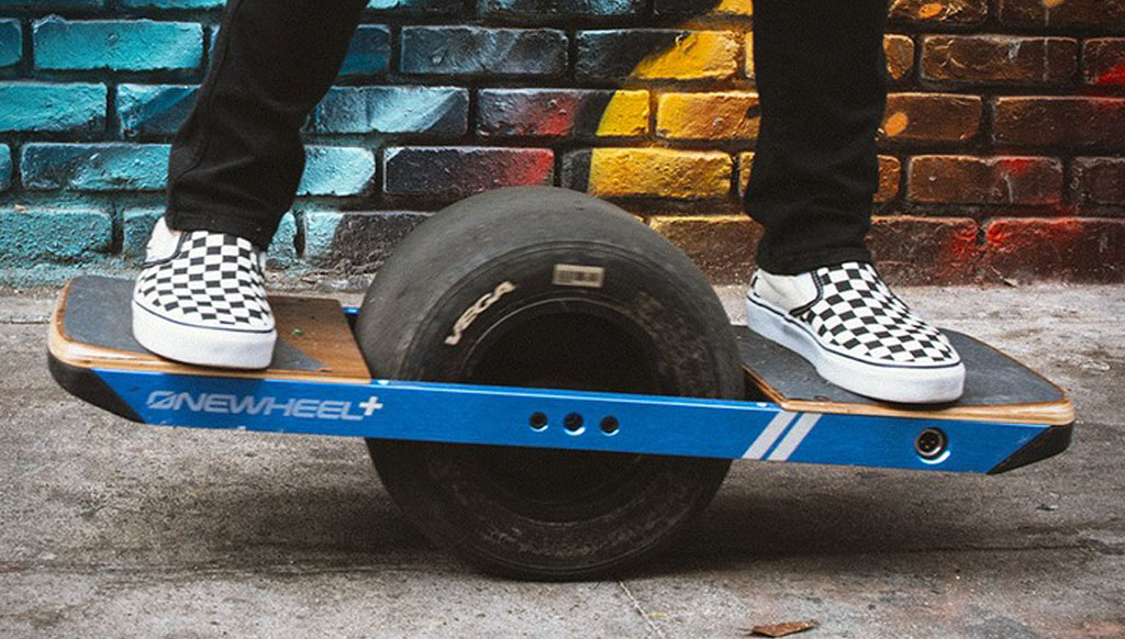 Skateboard of the future: Onewheel+ from Future Motion