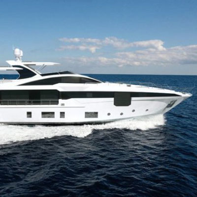 Azimut debuts the Grande 35 Metri superyacht