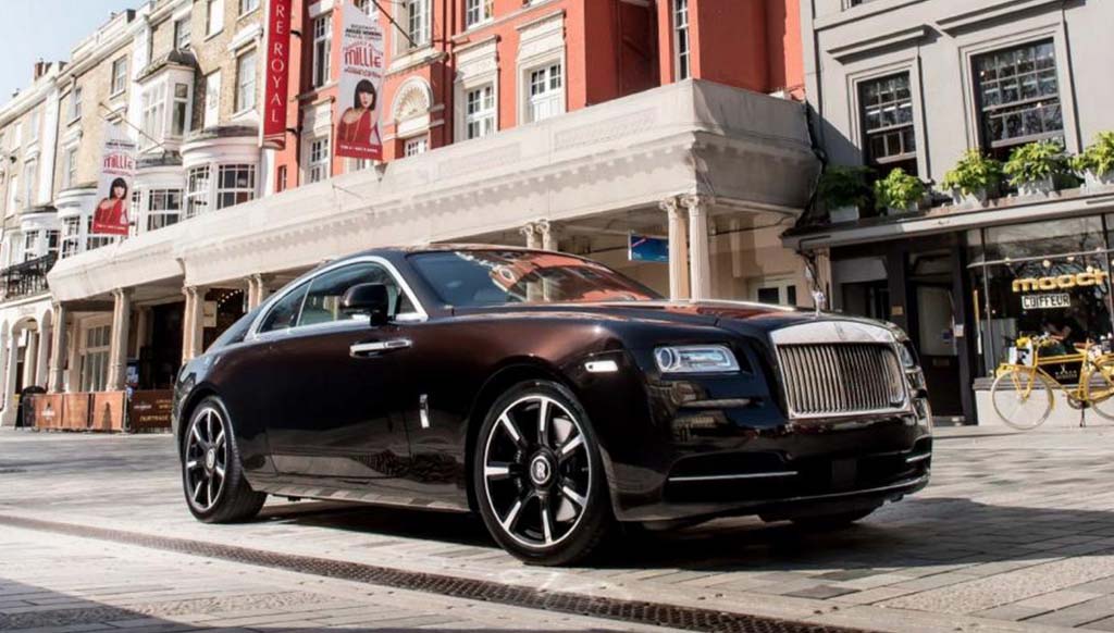 Rolls Royce displays bespoke Wraith commissioned by legendary British singer