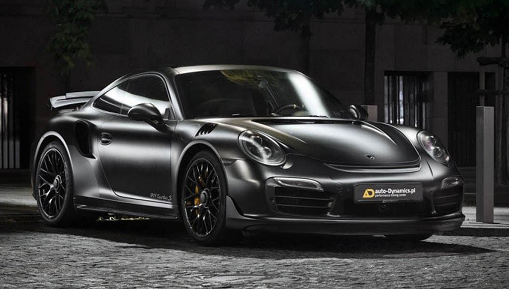 Make way for the Porsche Dark Knight 911 Turbo S