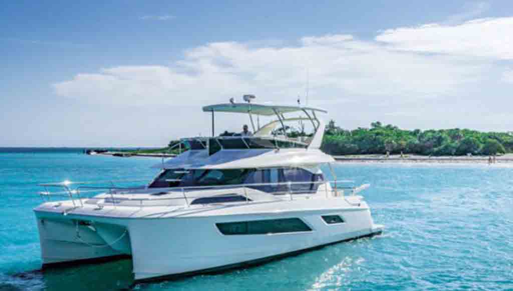 Feast your eyes on the Aquila 44 catamaran from Singapore Yacht Show 2017