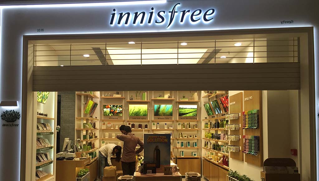  Korean  beauty brand  Innisfree launches flagship store  in 